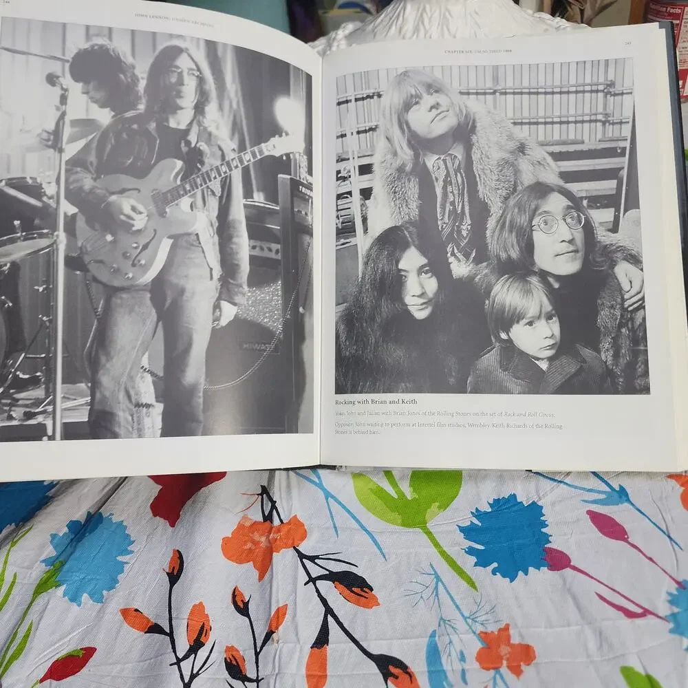 John Lennon UNSEEN ARCHIVES (Hardcover)